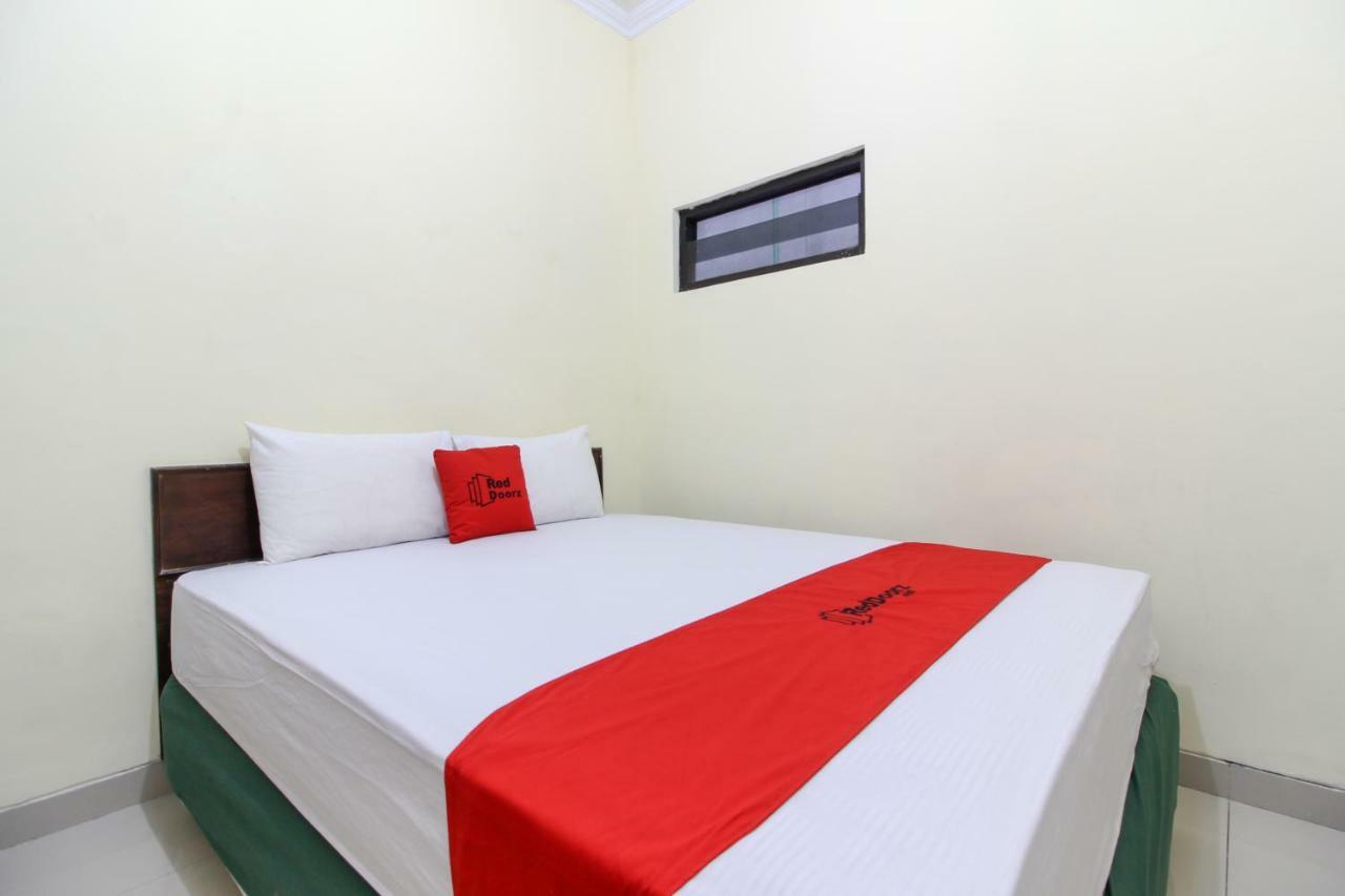 Reddoorz Near Rumah Sakit Condong Catur Maguwo Exterior foto